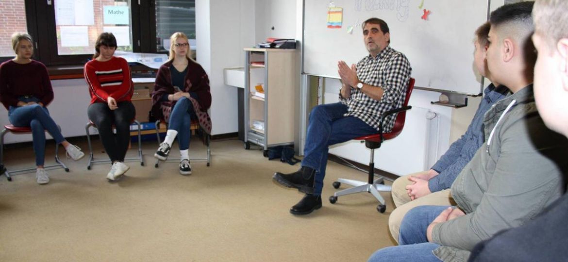 2146982377-0750ffc5-156e-44fe-9631-06af0ed5be90-i7t1ZUeef