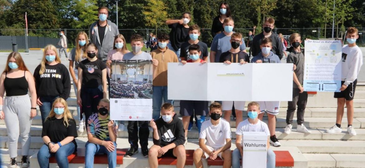 27098606-bestens-vorbereitet-und-zwar-wie-die-echte-bundestagswahl-zwei-tage-spaeter-hat-die-klasse-die-juniorwahl-an-der-oberschule-langwedel-die-am-24-OEef